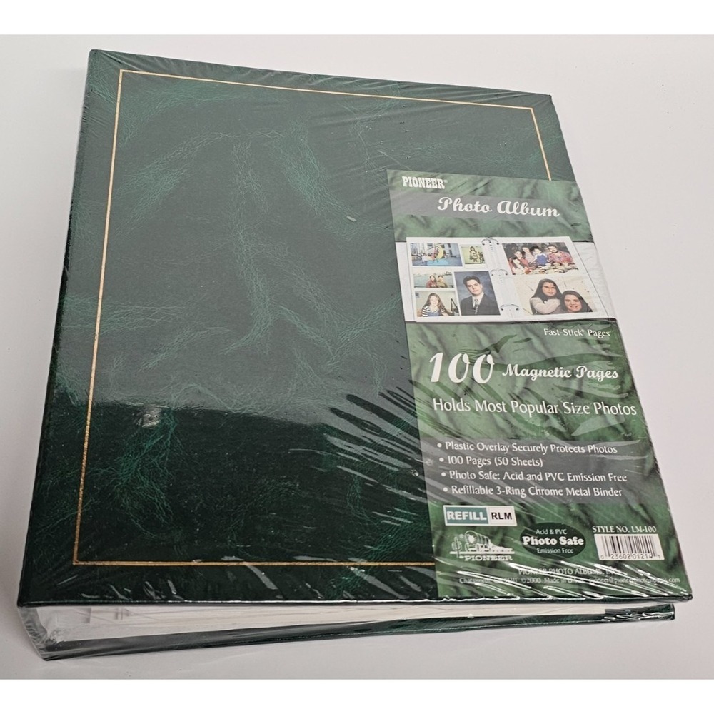 Pioneer magnetic pages photo album, dark green with gold trim, photo-safe